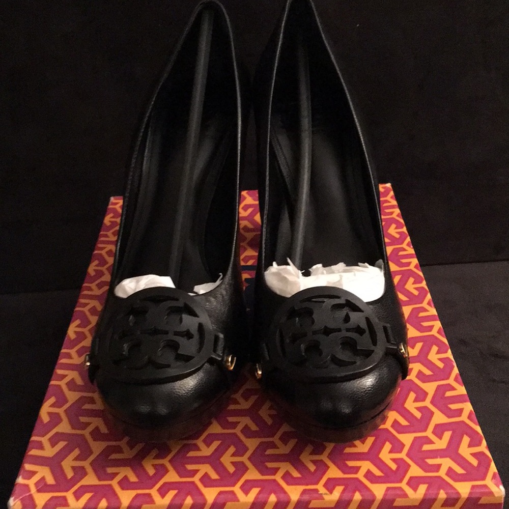 Tori Burch Black Leather High Heels